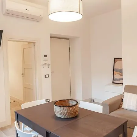 Center Casa Grimana * 페루자